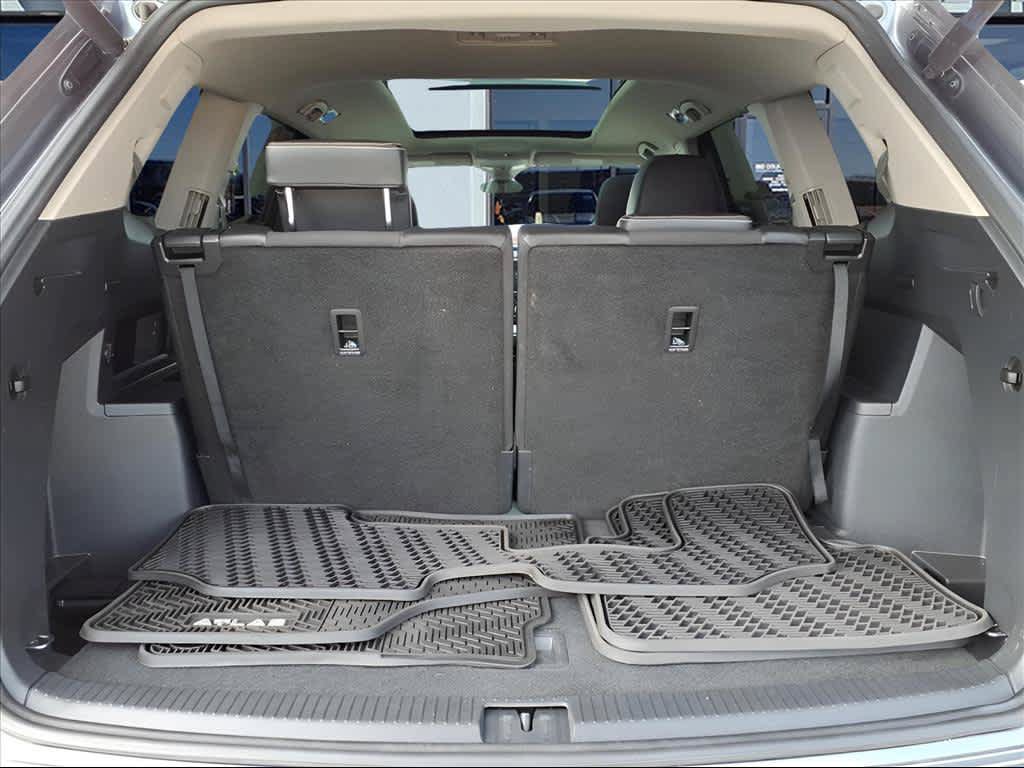 Used 2022 Volkswagen Atlas SEL Premium AWD/4WD image 5
