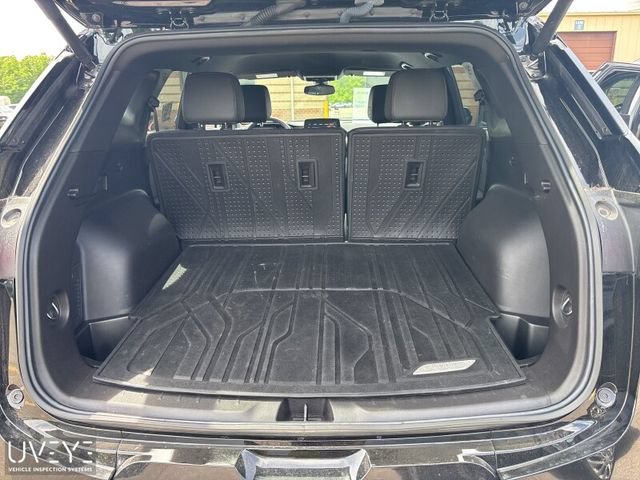 Used 2024 Chevrolet Blazer RS w/ Enhanced Convenience Package FWD image 10