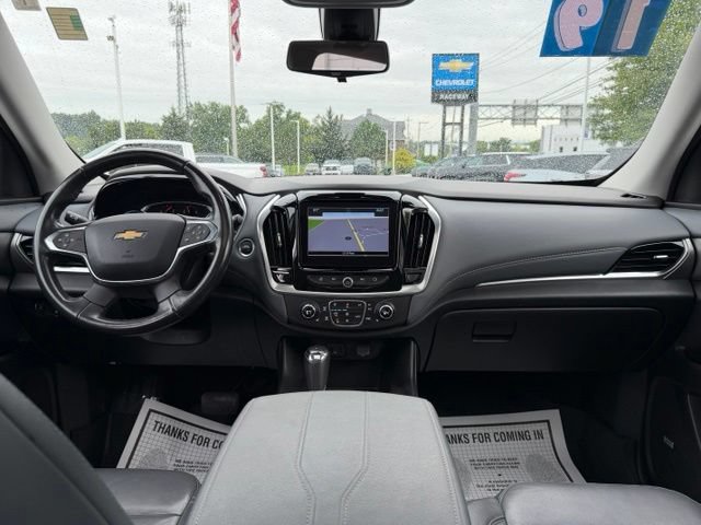 Certified 2019 Chevrolet Traverse LT w/ LT Premium Package AWD/4WD image 4