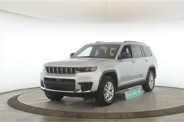 Used 2025 Jeep Grand Cherokee L Laredo w/ Luxury Tech Group I image 10