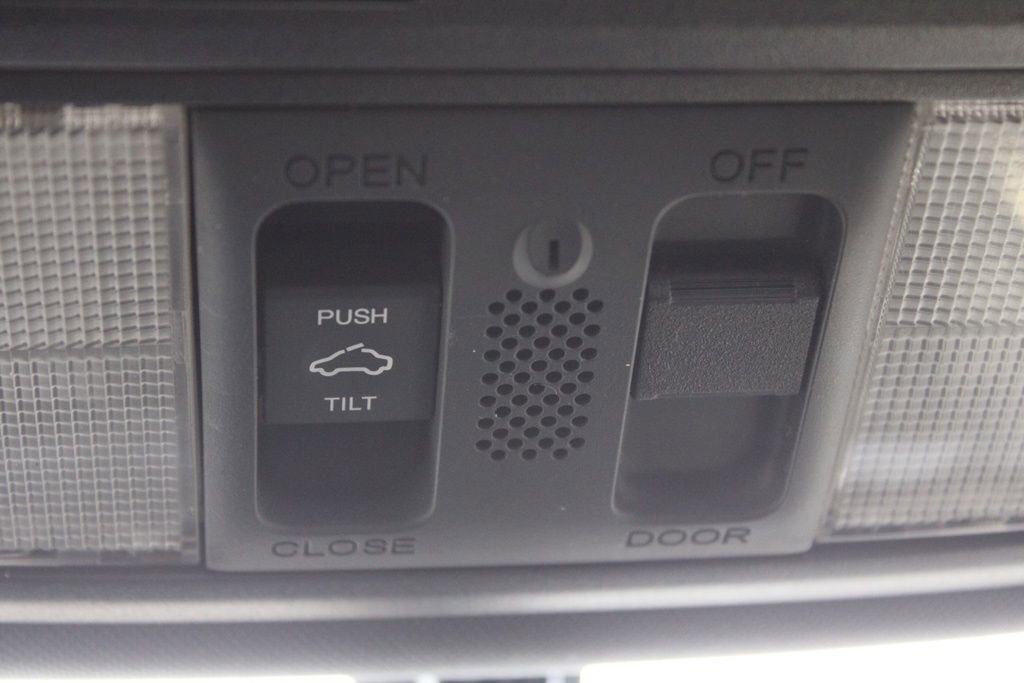 Used 2017 Honda Accord EX-L image 23