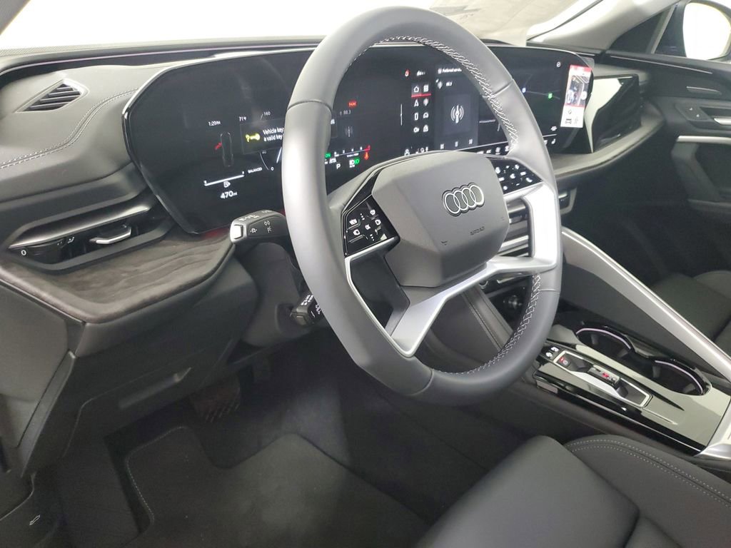 New 2025 Audi Q5 Premium Plus image 24