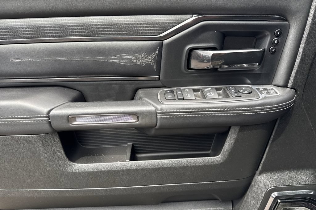 Used 2024 RAM 2500 Limited AWD/4WD image 11