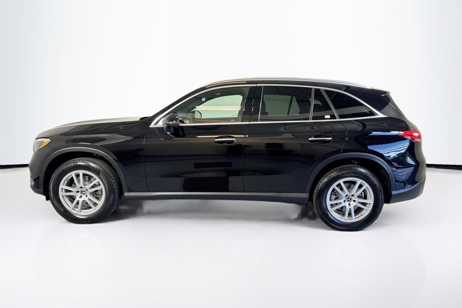 Used 2023 Mercedes-Benz GLC 300 4MATIC image 8