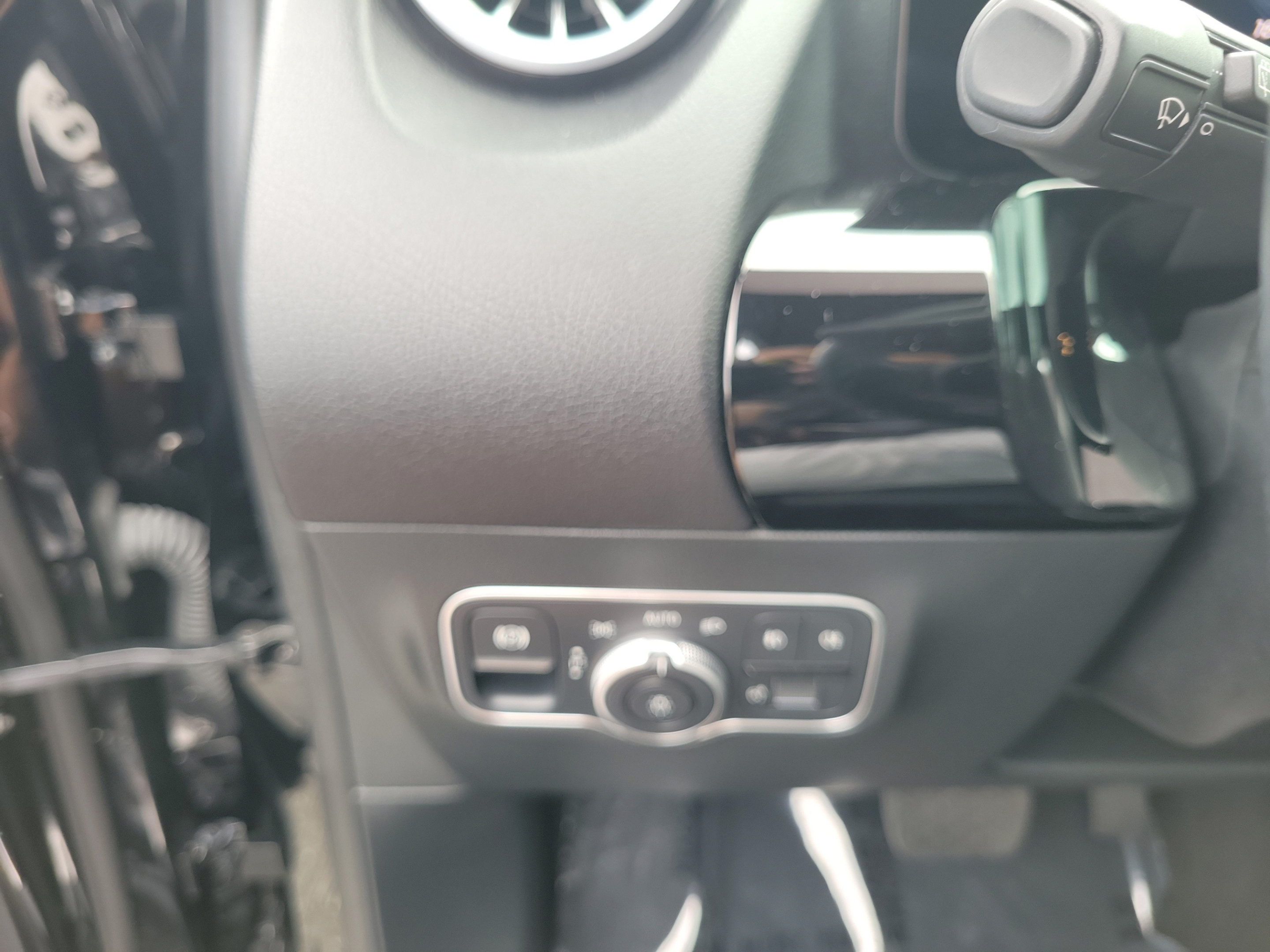 Certified 2025 Mercedes-Benz GLA 250 image 26