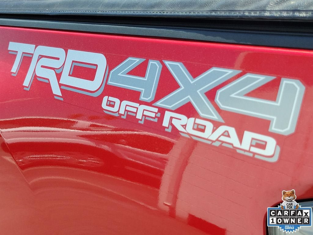 Used 2023 Toyota Tacoma TRD Off-Road w/ Technology Package AWD/4WD image 8