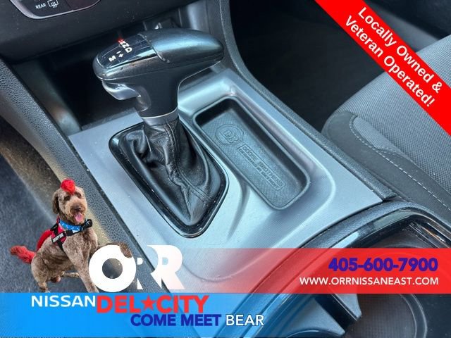 Used 2021 Dodge Charger SXT w/ Blacktop Package RWD image 25