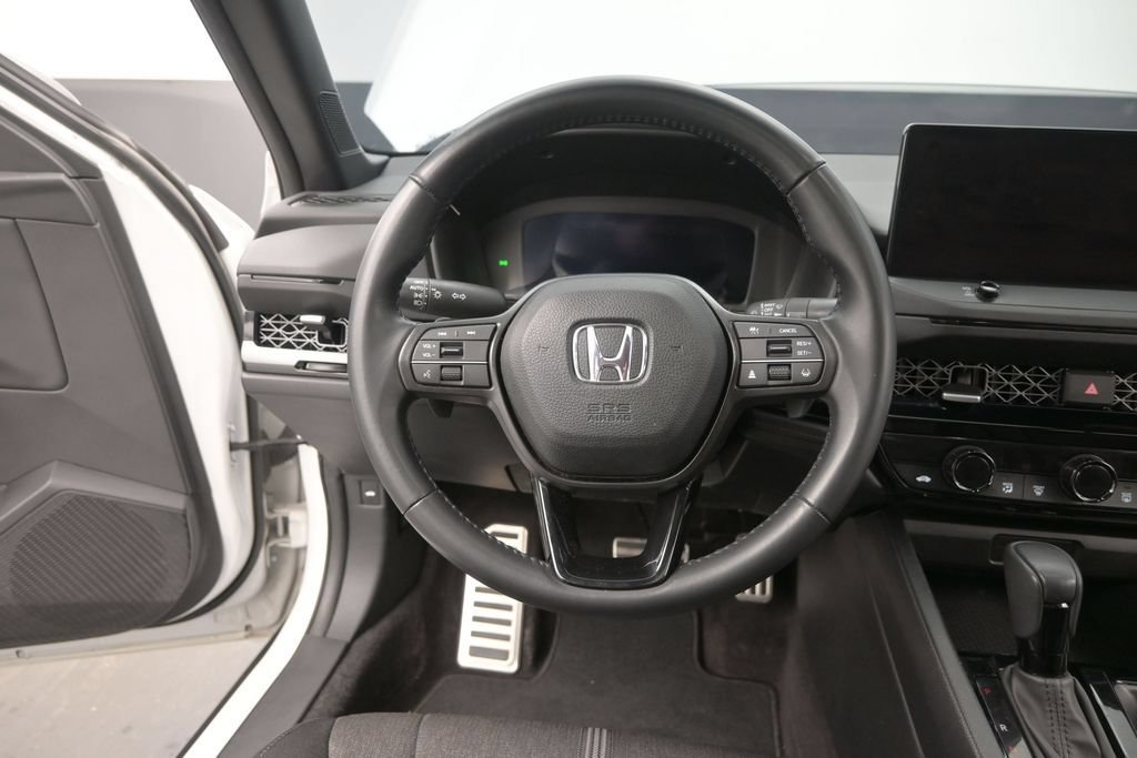 Used 2023 Honda Accord Sport image 26