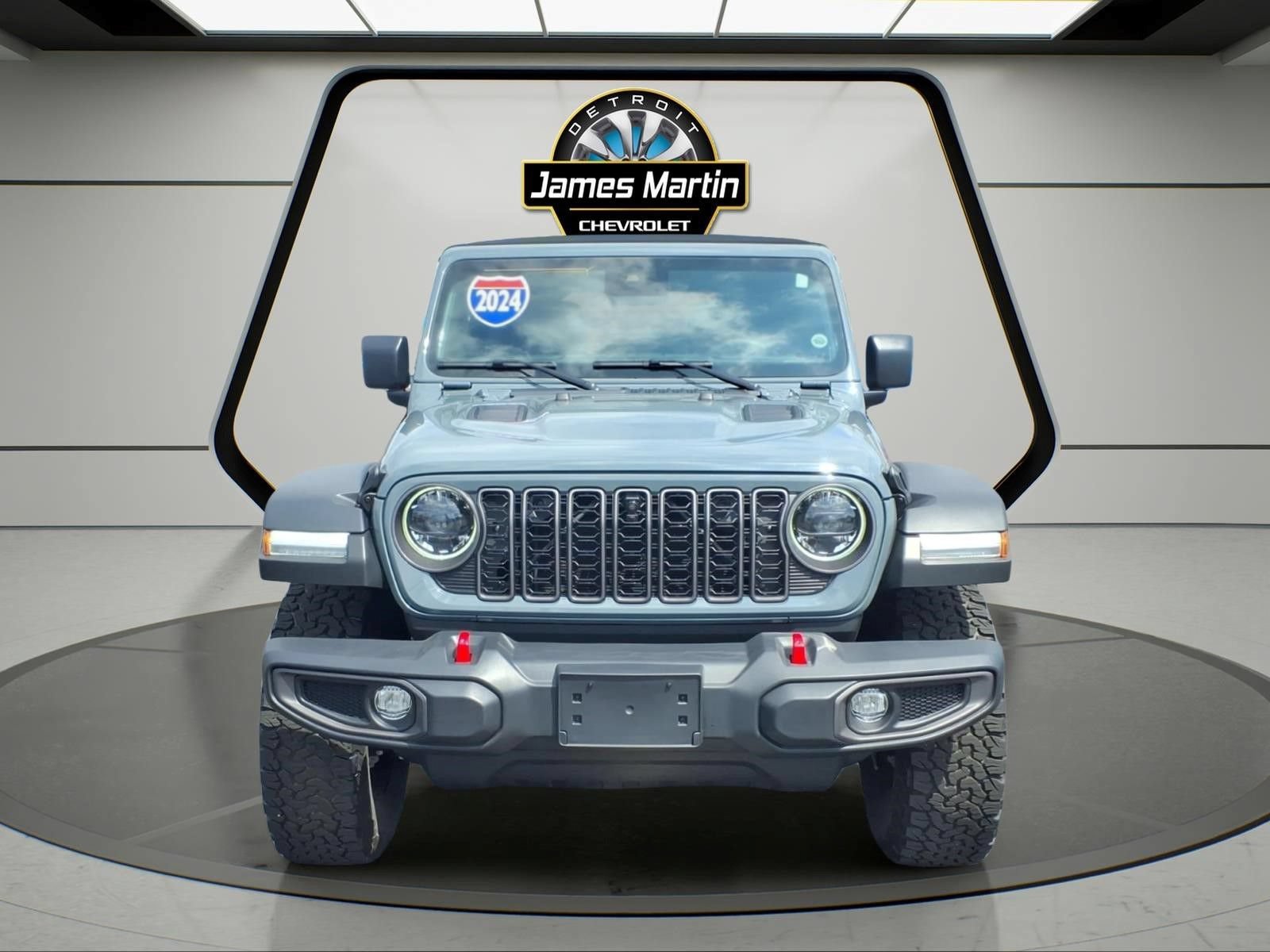 Used 2024 Jeep Wrangler Unlimited Rubicon w/ Technology Group AWD/4WD image 2