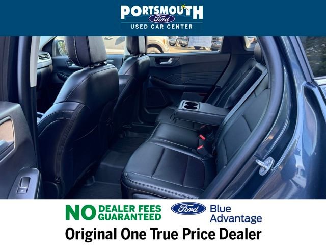 Certified 2022 Ford Escape Titanium w/ Class II Trailer Tow Package image 5