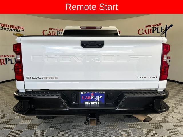 Used 2025 Chevrolet Silverado 2500 Custom w/ Custom Value Package AWD/4WD image 7