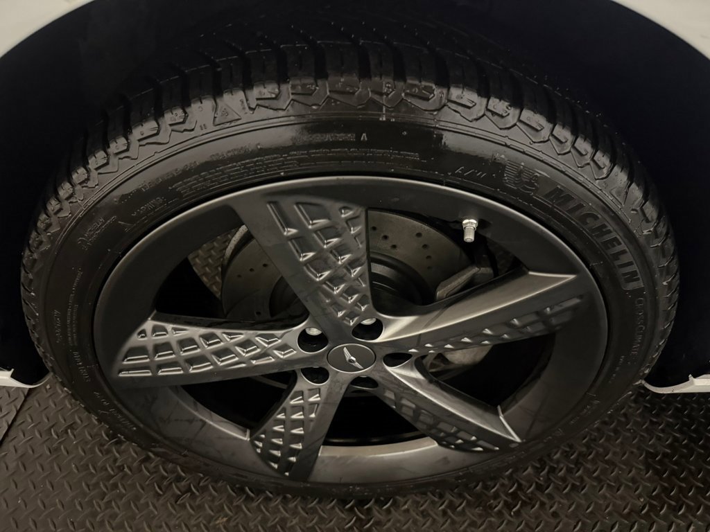 Certified 2022 Genesis GV70 2.5T w/ Sport Prestige Package image 18