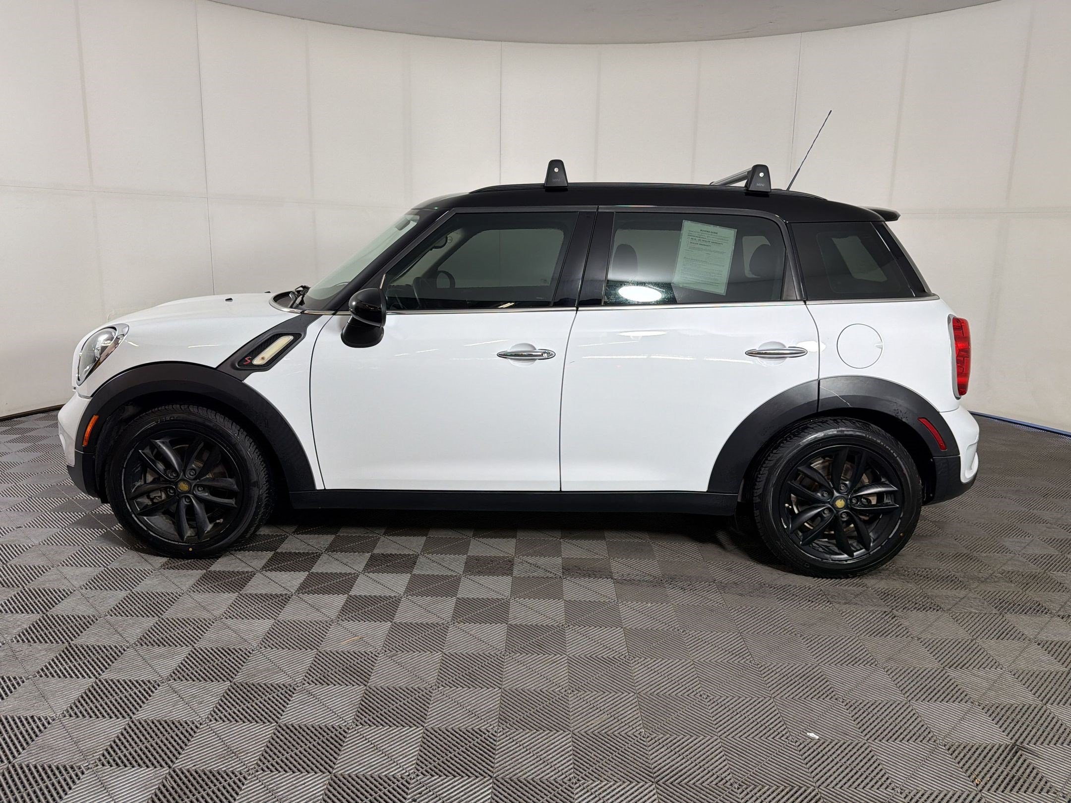 Used 2013 MINI Cooper Countryman S FWD video 2