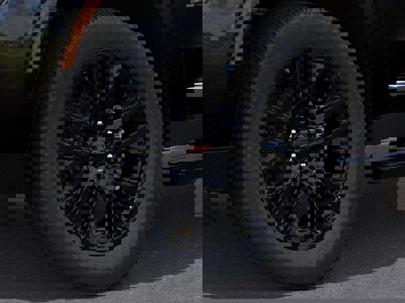 New 2025 GMC Yukon Denali w/ Sun & Power Step Package image 9