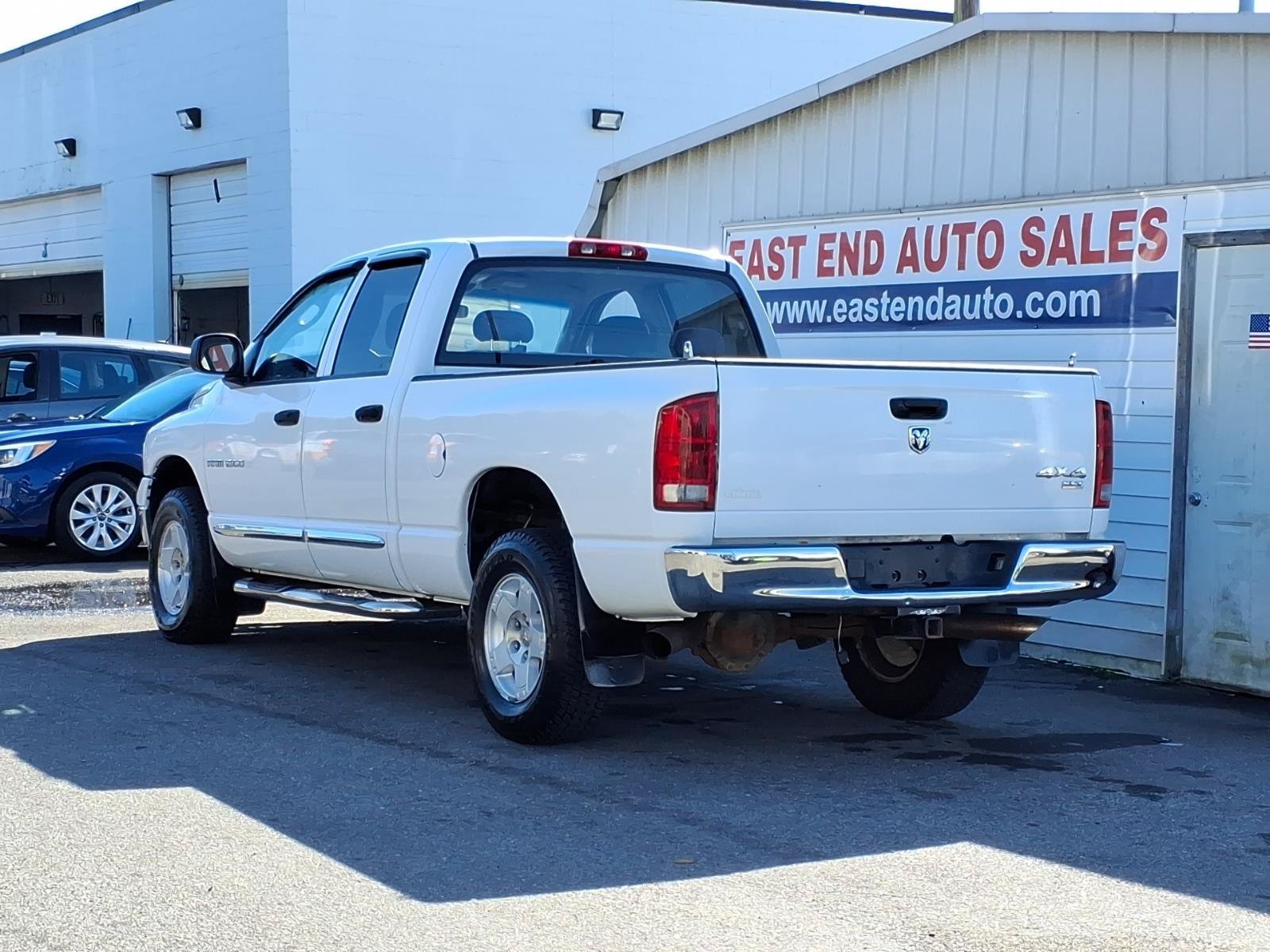 Used 2005 Dodge Ram 1500 Truck SLT AWD/4WD image 3