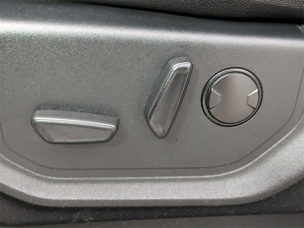 Used 2019 Ford F150 XLT w/ Equipment Group 302A Luxury image 13