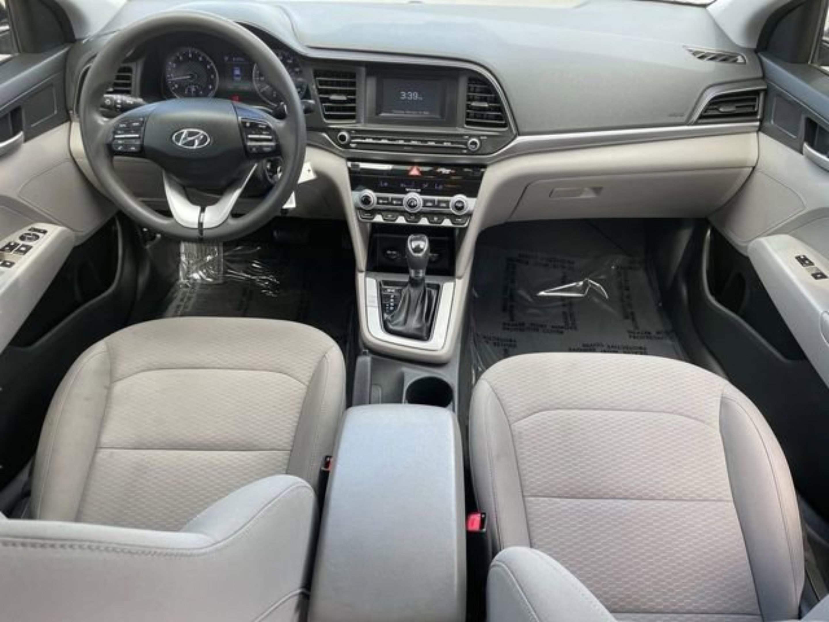 Used 2020 Hyundai Elantra SE FWD image 9