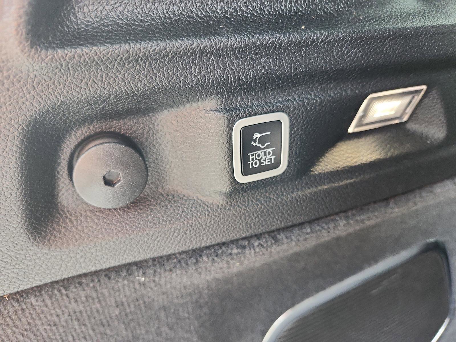 Used 2023 Jeep Grand Cherokee L Summit w/ Advanced Protech Group IV image 13