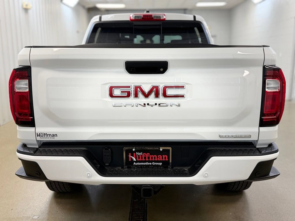 New 2026 GMC Canyon Elevation w/ Technology Package AWD/4WD image 7
