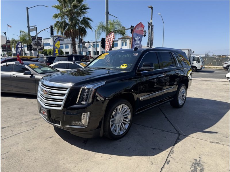 Used 2016 Cadillac Escalade Platinum AWD/4WD image 3