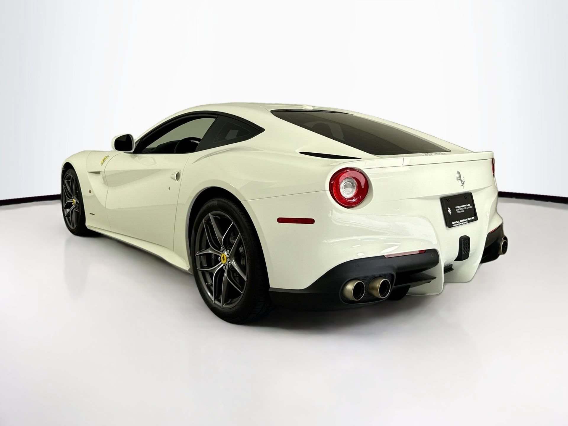 Certified 2017 Ferrari F12 Berlinetta RWD image 5