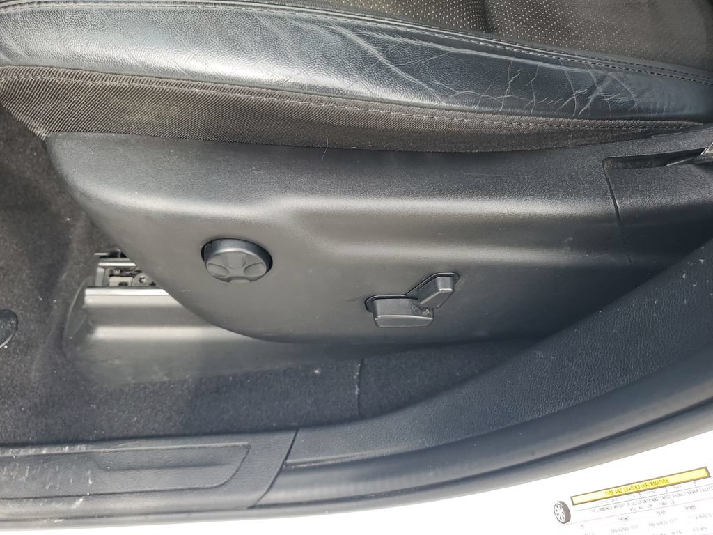 Used 2021 Jeep Grand Cherokee Laredo X RWD image 16