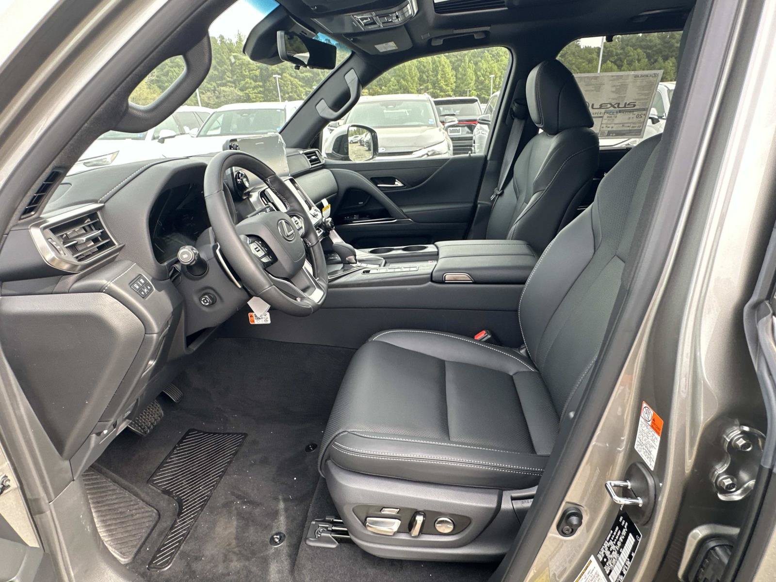 New 2026 Lexus LX 700h Luxury w/ Accessory Package (Z1) AWD/4WD image 11