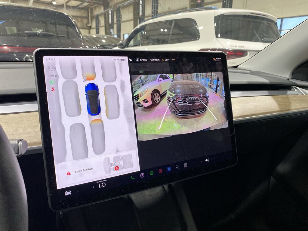 Used 2023 Tesla Model Y Performance image 6