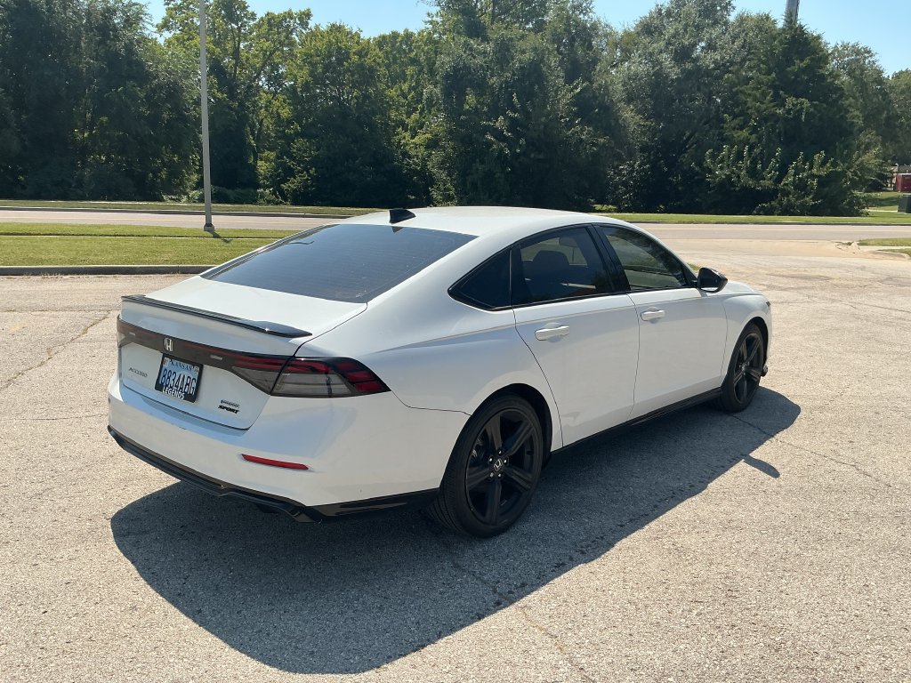 Used 2023 Honda Accord Sport image 5