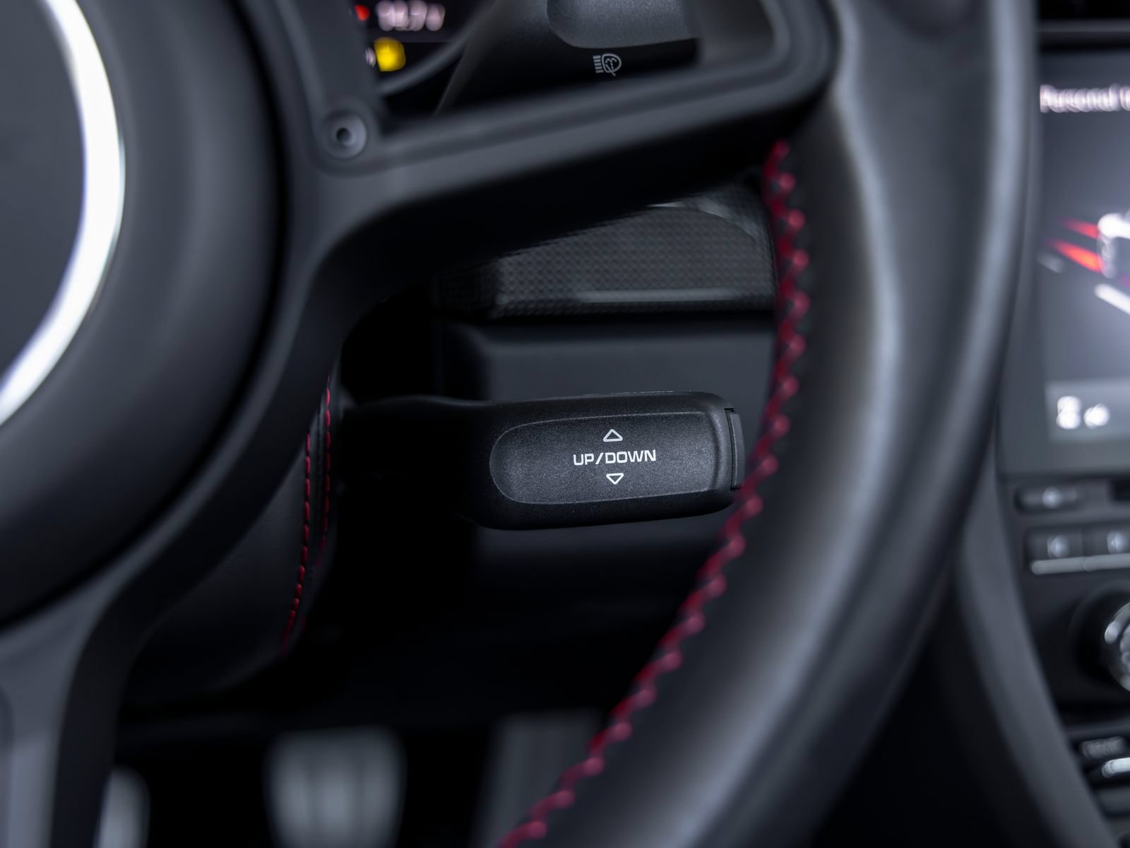 Certified 2018 Porsche 911 GT3 RWD image 33