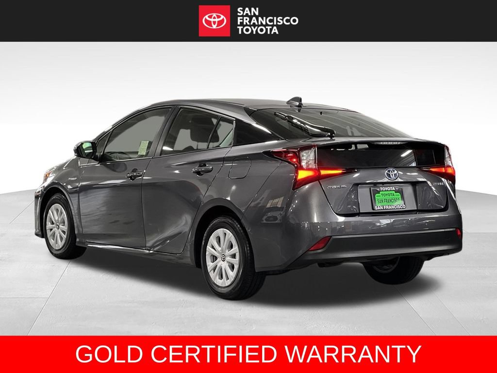 Certified 2022 Toyota Prius LE FWD image 3