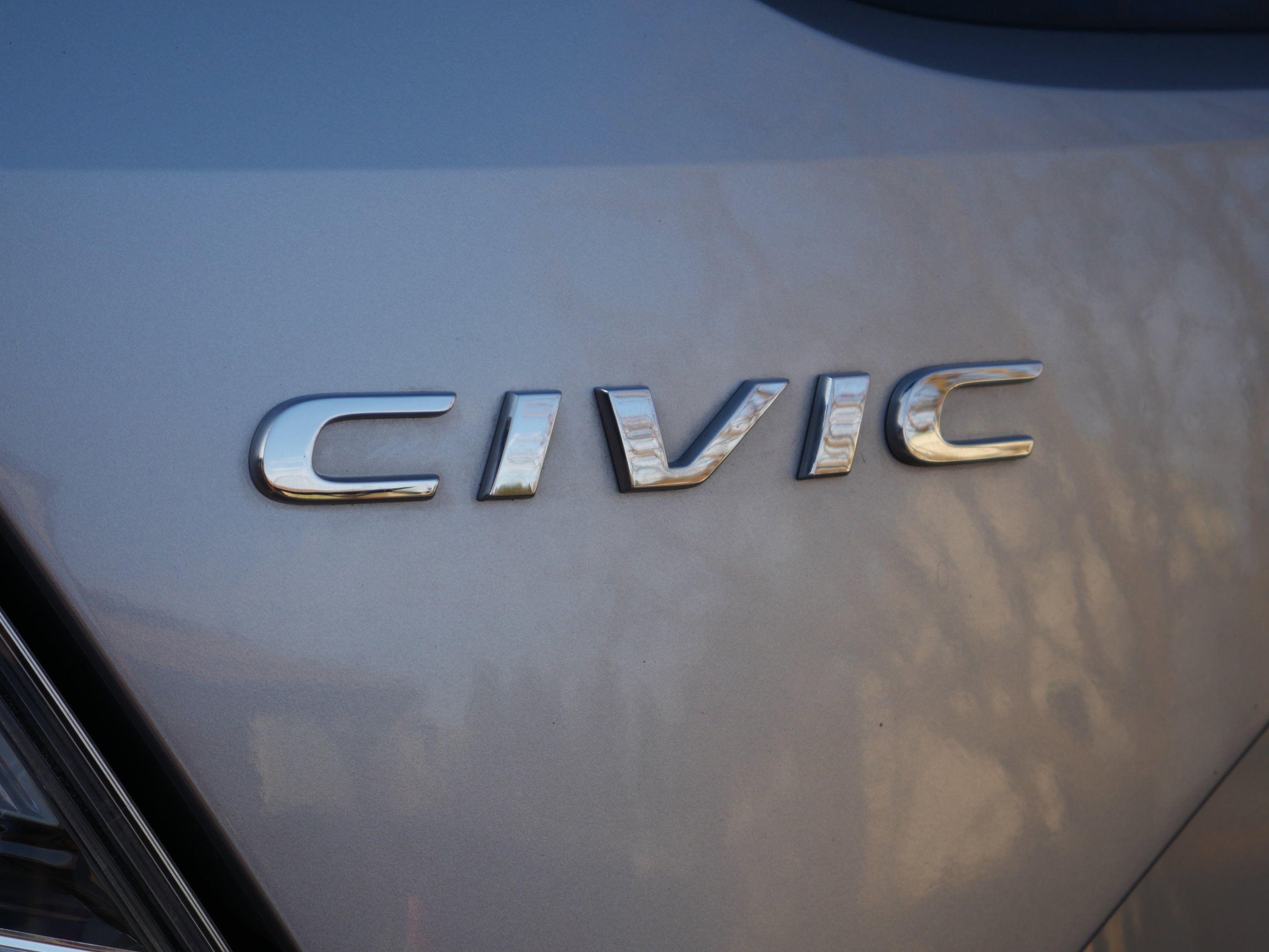 Used 2020 Honda Civic EX image 18