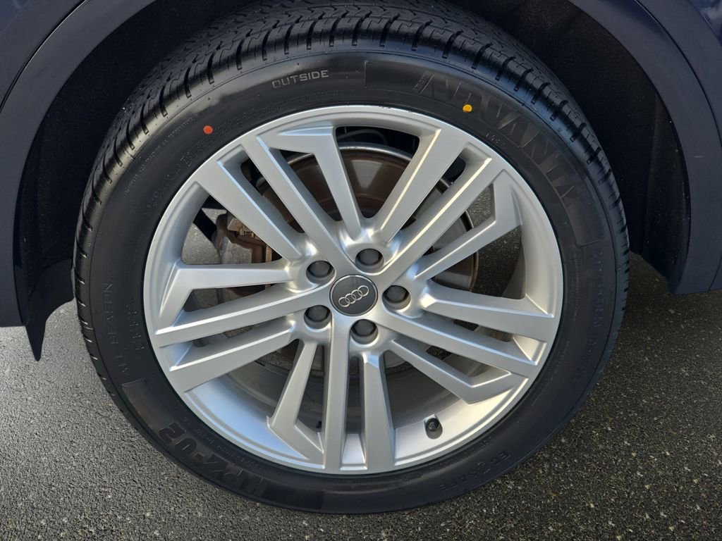 Used 2018 Audi Q5 2.0T Premium Plus w/ Premium Plus Package AWD/4WD image 30