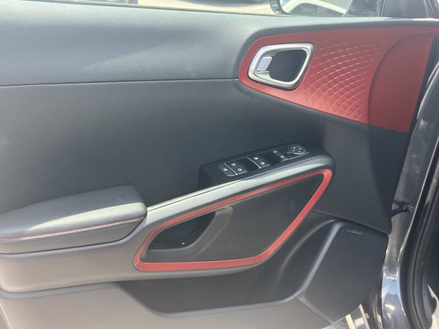 Used 2023 Kia Soul GT-Line w/ GT-Line Technology Package FWD image 29