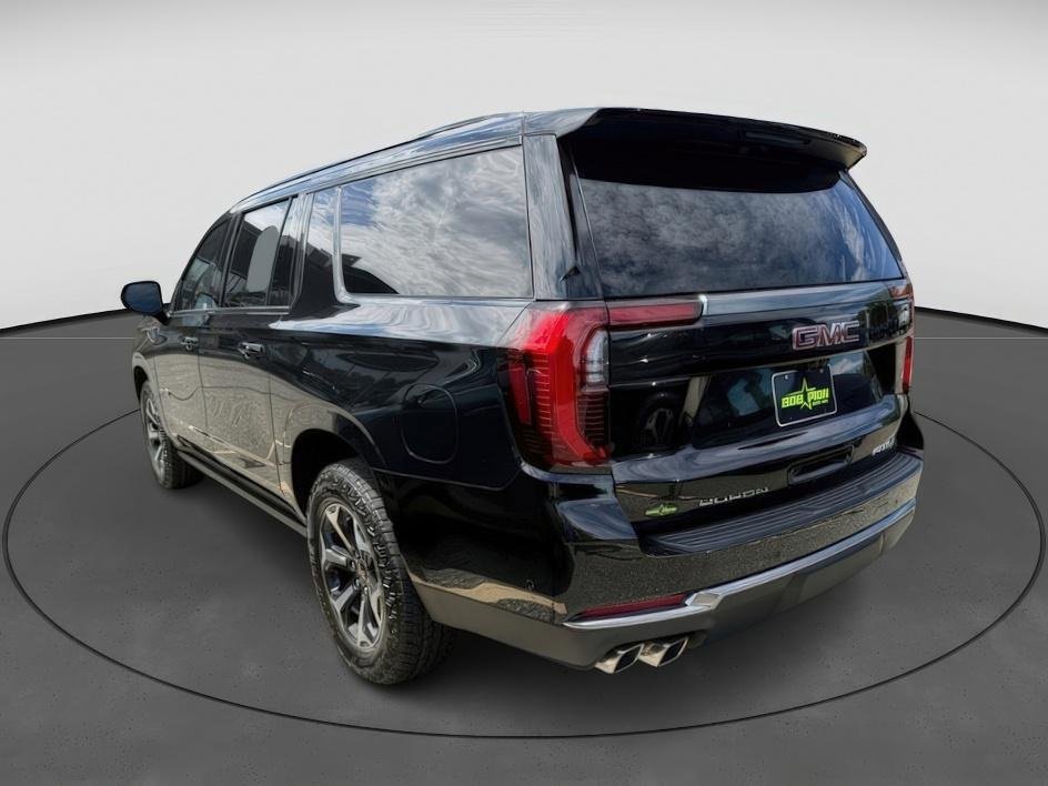 New 2025 GMC Yukon XL AT4 w/ AT4 Premium Plus Package image 9