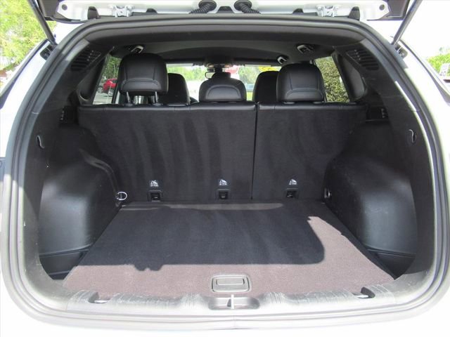 Used 2023 Jeep Compass Latitude image 31