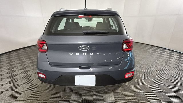 Used 2025 Hyundai Venue SEL FWD video 4