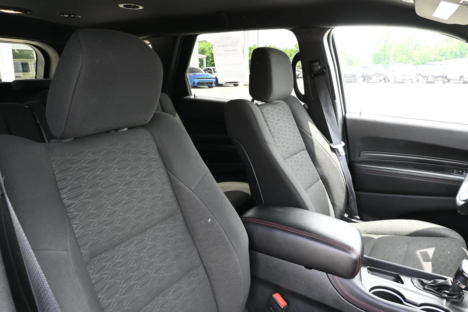 Used 2025 Dodge Durango GT RWD image 30