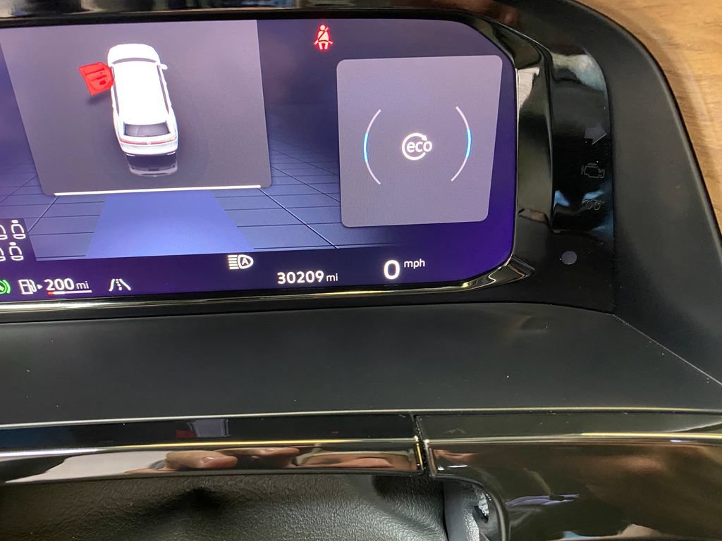 Used 2025 Volkswagen Atlas SE FWD image 37
