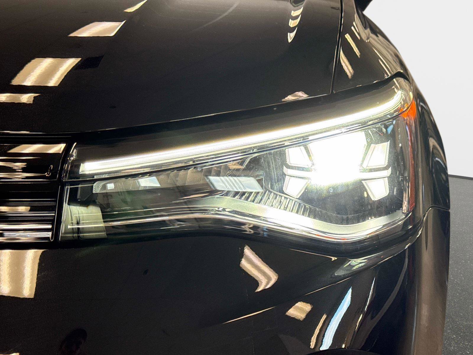 New 2026 Volkswagen Taos S image 10