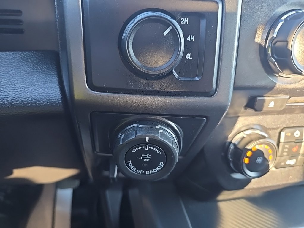 Used 2018 Ford F150 XLT w/ Equipment Group 302A Luxury AWD/4WD image 17