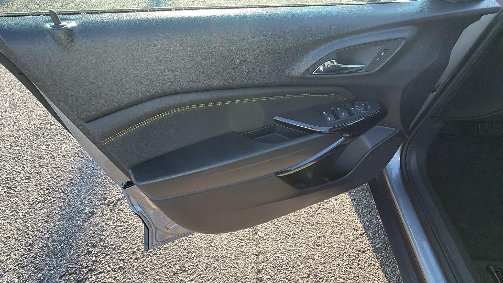 New 2026 Chevrolet Trax LT w/ Driver Confidence Package FWD image 13