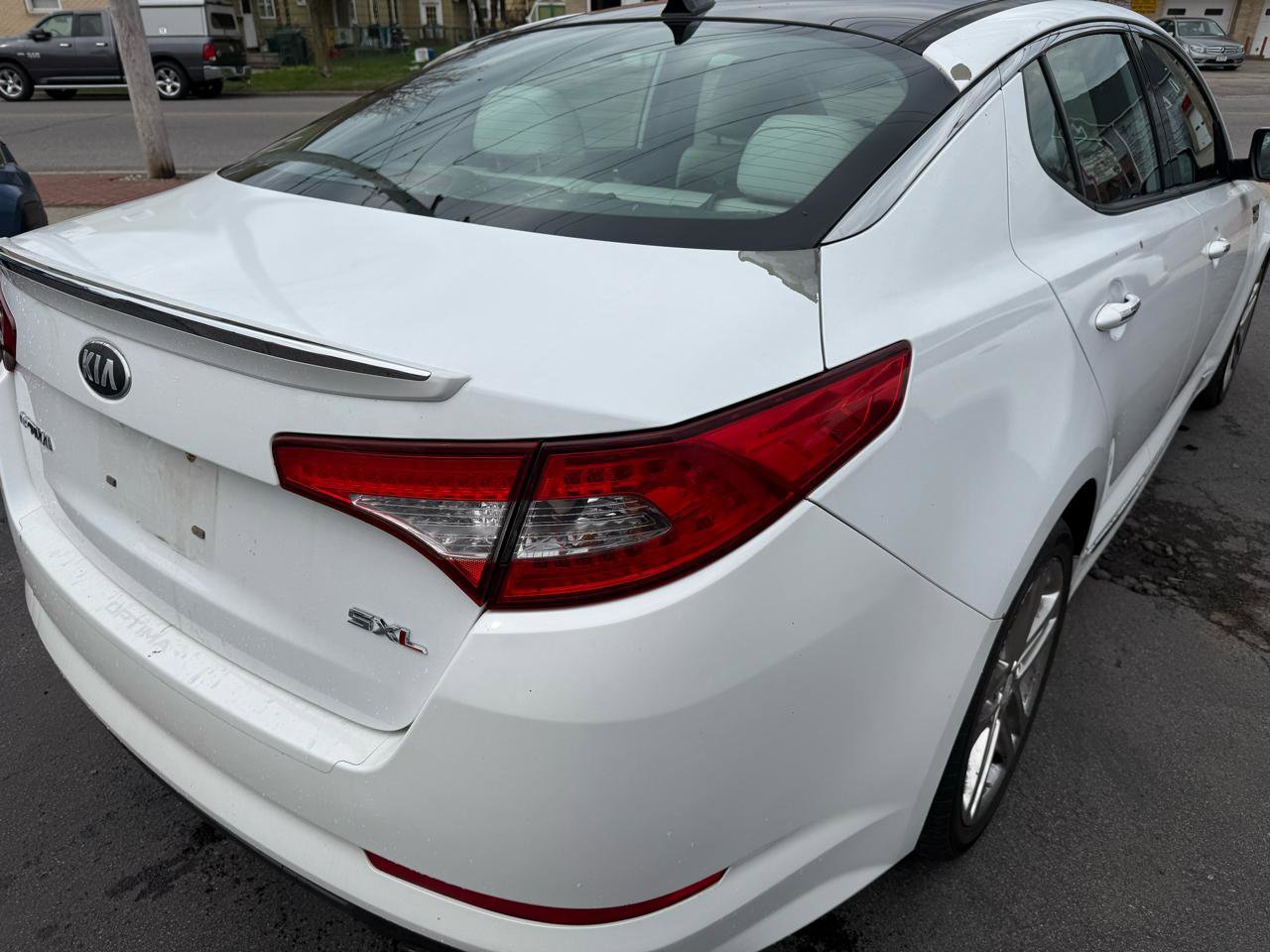 Used 2013 Kia Optima SX w/ Limited Pkg image 11