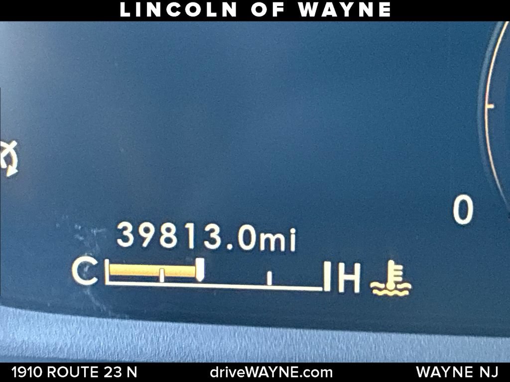 Certified 2023 Lincoln Aviator Reserve AWD/4WD image 18