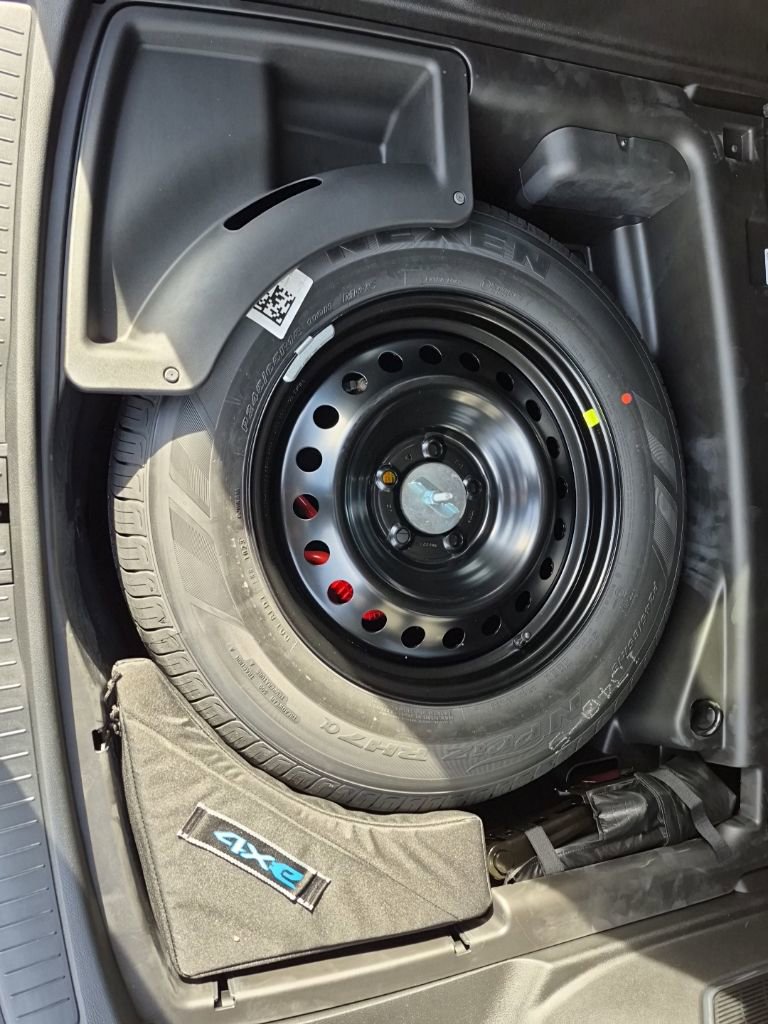 New 2024 Jeep Grand Cherokee Limited 4xe w/ Luxury Tech Group II image 46