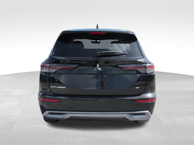 New 2025 Mitsubishi Outlander SE FWD image 4