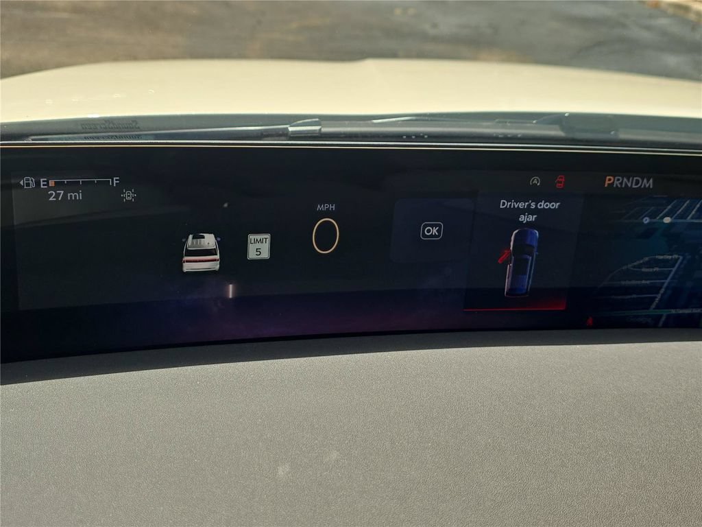 New 2027 Lincoln Navigator Premiere RWD image 24
