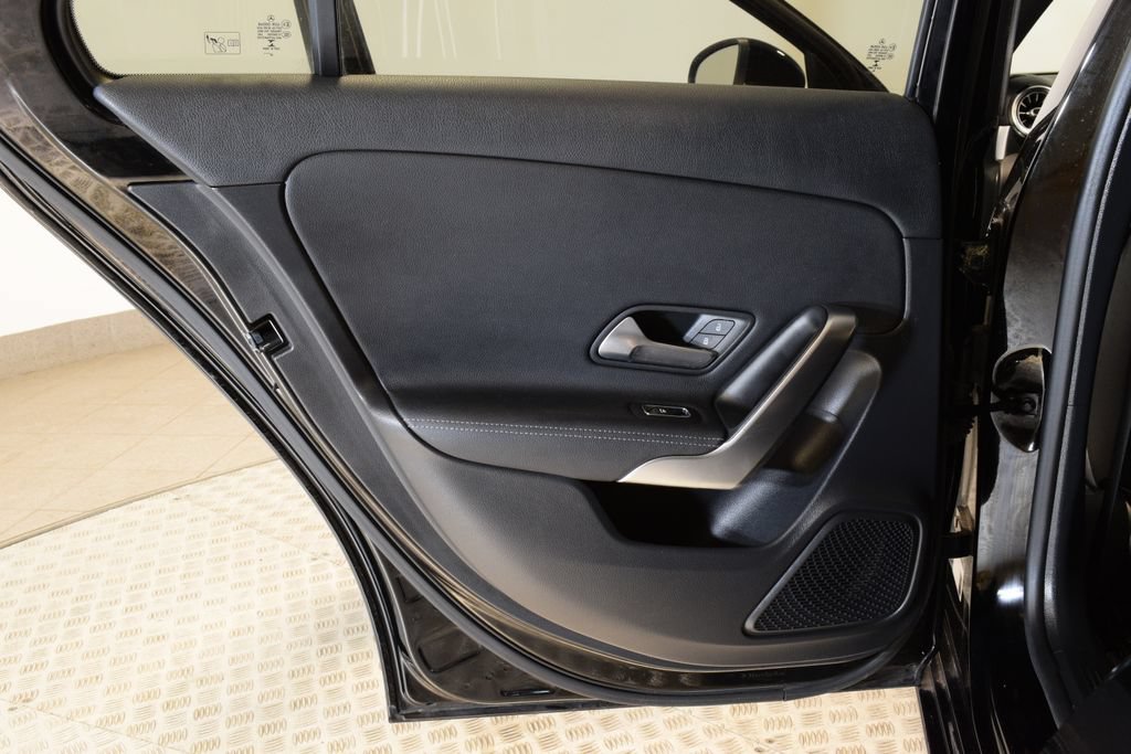 Used 2021 Mercedes-Benz A 220 4MATIC w/ Premium Package image 27