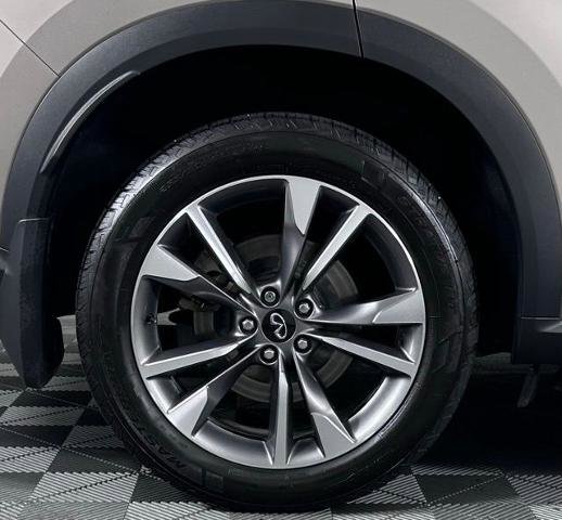Certified 2023 INFINITI QX60 Luxe FWD image 10