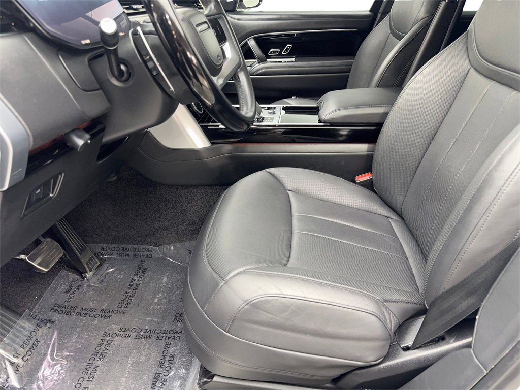 Used 2023 Land Rover Range Rover SE image 26